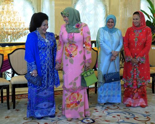 TUANKU NUR ZAHIRAH