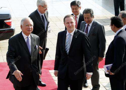 NAJIB TUN RAZAK