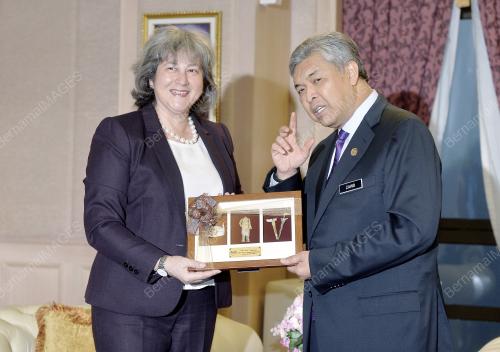 PTJ03_27042015_ZAHID