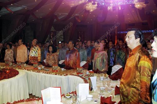 MOHD NAJIB TUN ABDUL RAZAK