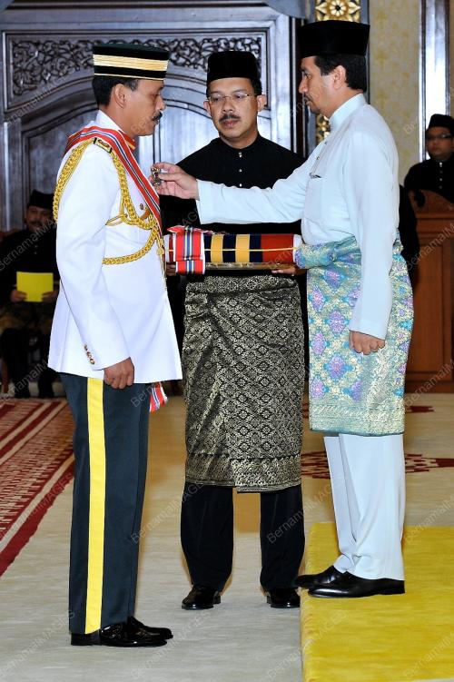 TUANKU MIZAN ZAINAL ABIDIN