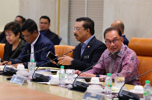 DATUK SERI ANWAR IBRAHIM