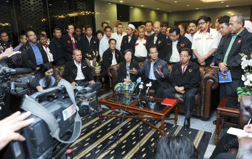 DATUK OMAR OSMAN