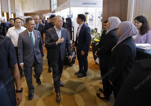 DATUK SERI FADILLAH YUSOF