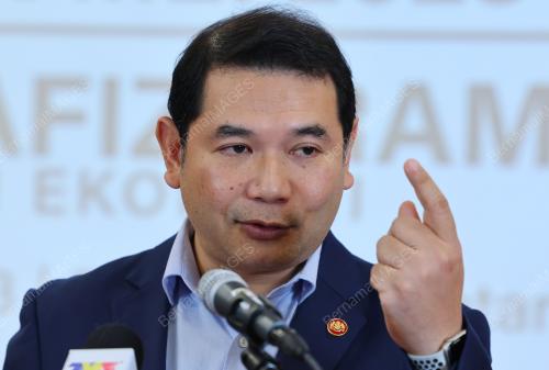 RAFIZI RAMLI