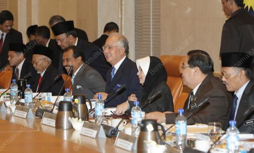 MOHD NAJIB TUN RAZAK
