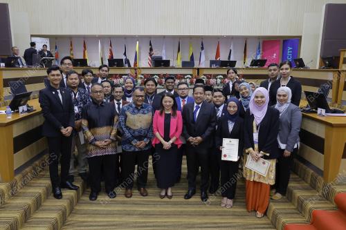 HANNAH YEOH