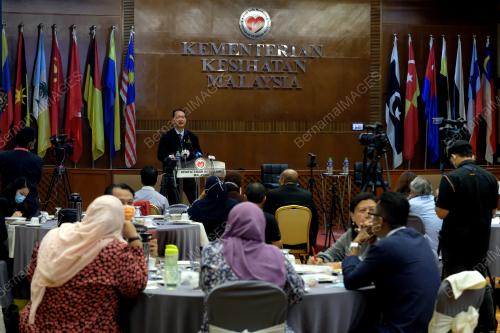 DATUK DR NOOR HISHAM ABDULLAH