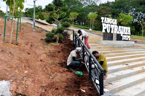PUTRAJAYA STEPS