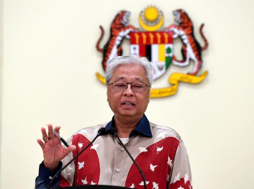 DATUK SERI ISMAIL SABRI YAAKOB