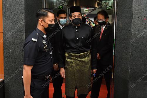 KHAIRY JAMALUDDIN