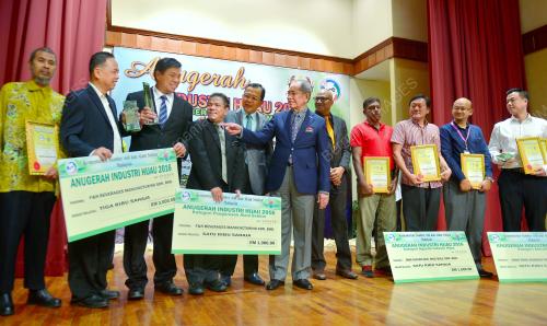 PTJ03_30092016_HIJAU