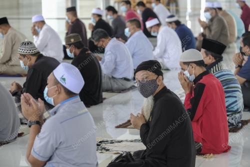 SOLAT JUMAAT DAN SOLAT HAJAT