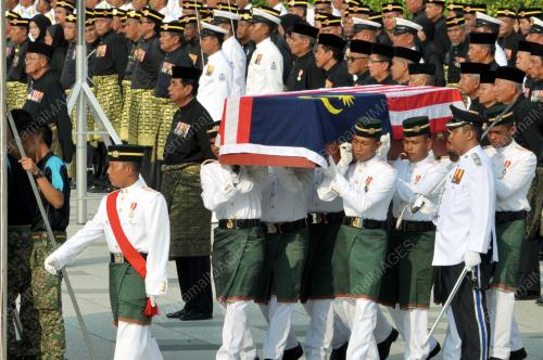 PTJ03_31072016_PAHLAWAN