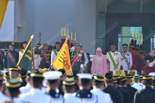 AL-SULTAN ABDULLAH RI'AYATUDDIN AL-MUSTAFA BILLAH SHAH