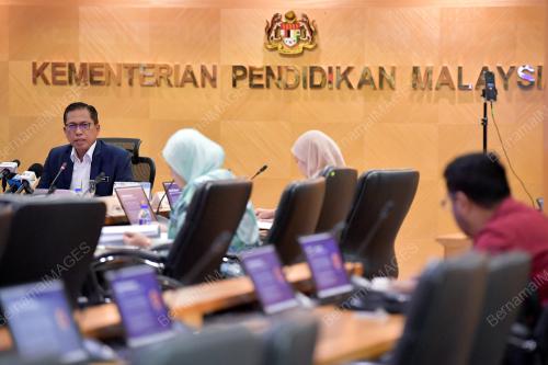 AZMAN ADNAN