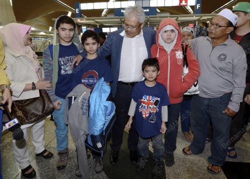 DATUK HAMZAH ZAINUDDIN