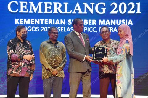 DATUK SERI M. SARAVANAN