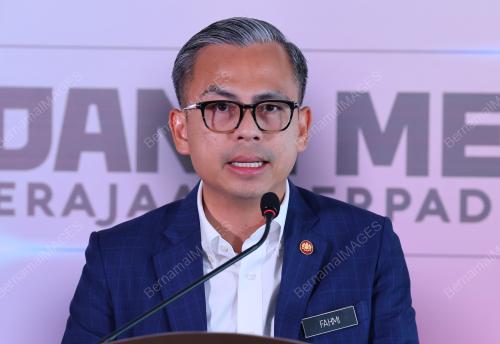 FAHMI FADZIL