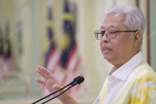 DATUK SERI ISMAIL SABRI YAAKOB