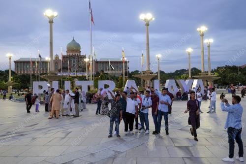 RIADAH CUTI HARI RAYA AIDIL FITRI