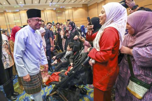 DATUK SERI ANWAR IBRAHIM