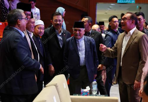 DATUK SERI ANWAR IBRAHIM
