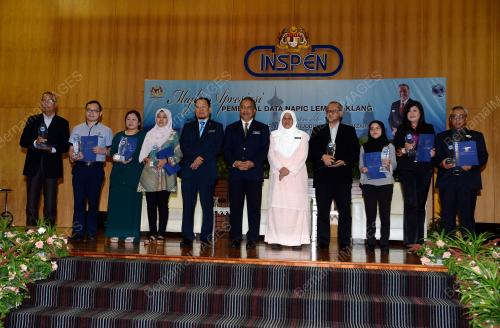 PTJ04_04112019_APRESIASI_BN201911016196