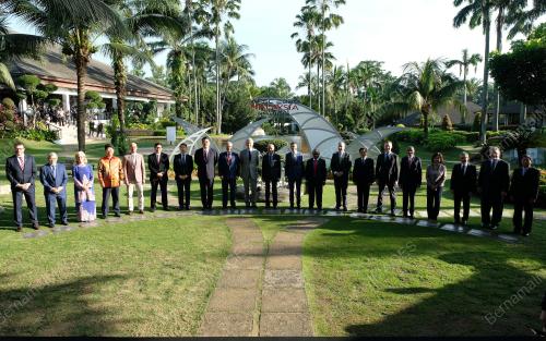 TUN DR MAHATHIR MOHAMAD