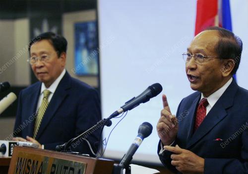 DATUK SERI UTAMA DR RAIS YATIM