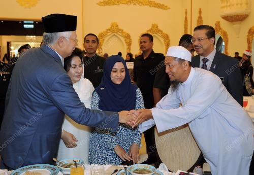 PTJ04_05102017_BAKTI_BN201710027194