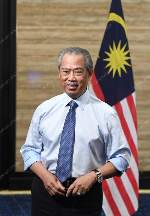 TAN SRI MUHYIDDIN YASSIN