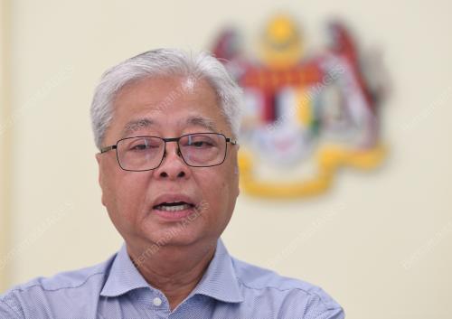 DATUK SERI ISMAIL SABRI YAAKOB