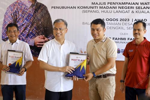 FAHMI FADZIL