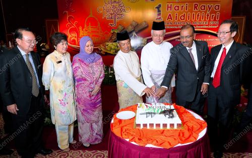 PTJ04_06092012_RAYA_JPM