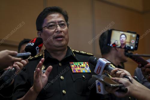 TAN SRI AZAM BAKI