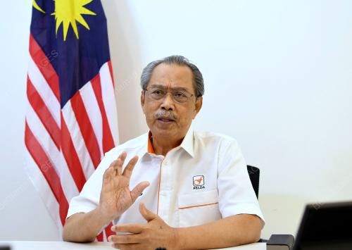TAN SRI MUHYIDDIN YASSIN