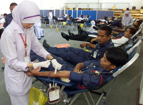 BOMBA DAN PENYELAMAT