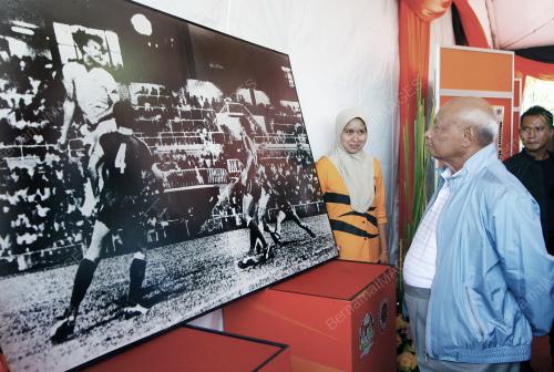 PERASMIAN KOMPLEKS FUTSAL PUTRAJAYA
