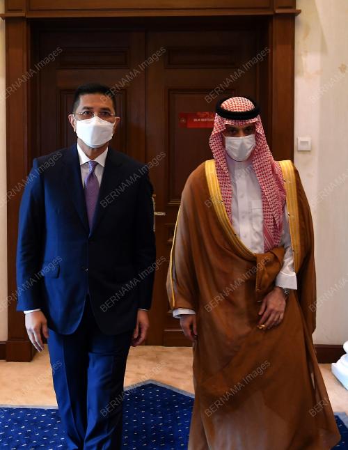DATUK SERI MOHAMED AZMIN ALI