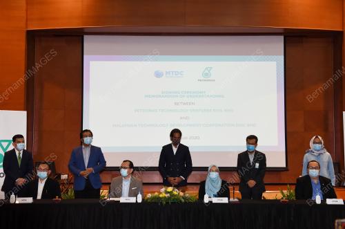 KHAIRY JAMALUDDIN