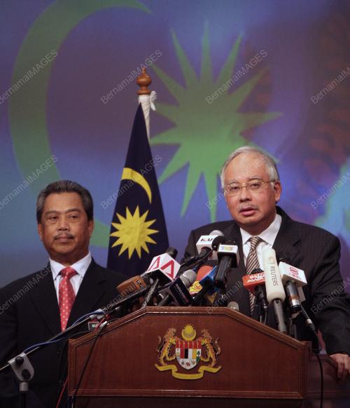 NAJIB TUN RAZAK