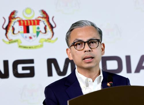 DATUK FAHMI FADZIL