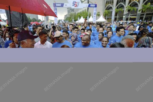 PTJ04_09052015_9to5_RUN