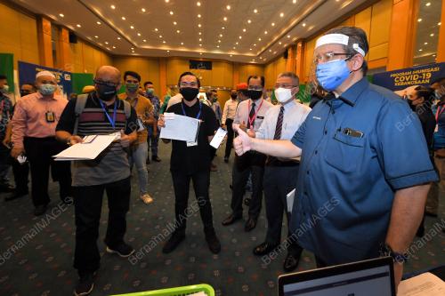 DATUK SAIFUDDIN ABDULLAH 