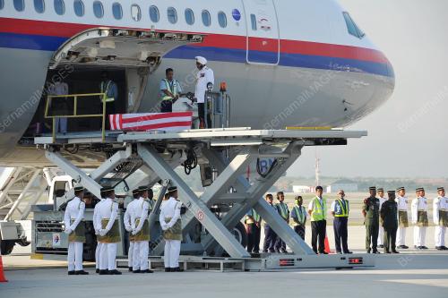 PTJ04_09092014_MH17