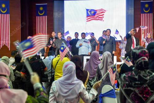 DATUK DR MOHD KHAIRUDDIN AMAN RAZALI