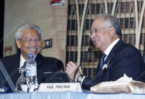 DATUK SERI MOHD NAJIB TUN ABDUL RAZAK