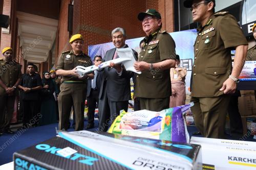 PTJ04_10112017_BANTUAN