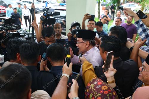 DATUK SERI ANWAR IBRAHIM